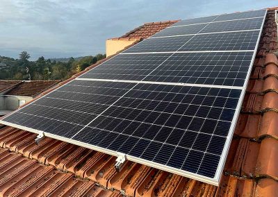 Instalación fotovoltaica de autoconsumo doméstico de 2.75 kW en Pereiro de Aguiar, Ourense